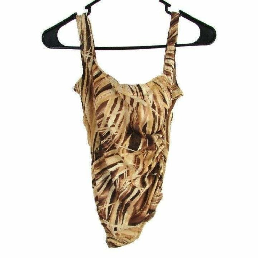 Women's Sabree One Piece Swimsuit Size 6